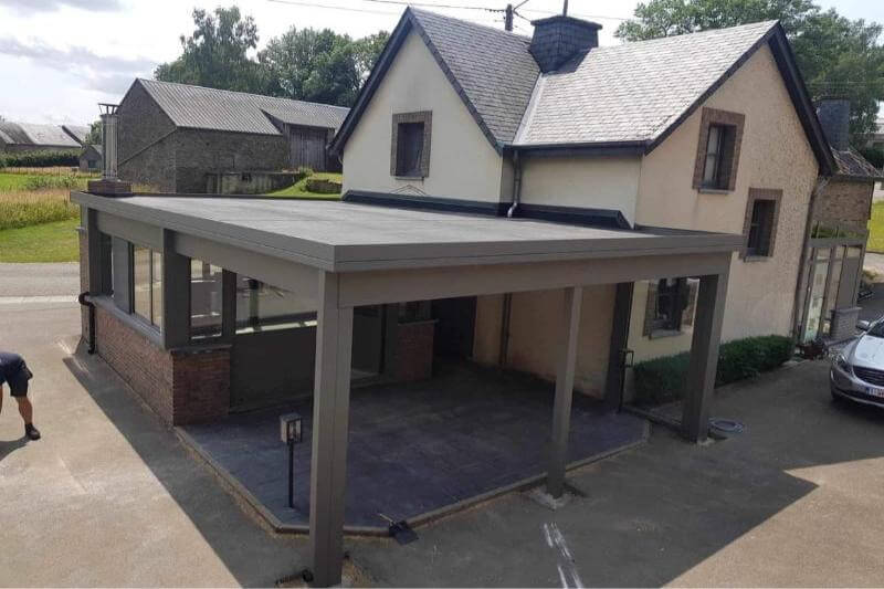 veranda pergola